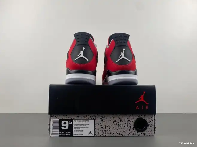 HYPE Toro 308497-603 Retro Jordan 4 Bravo 0423